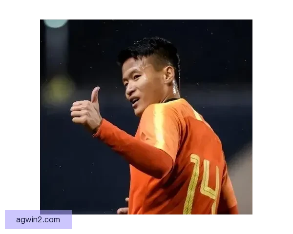 十人国足客场0比1负沙特林良铭直红蒋光太伤退成转折全场受挫 十人国足客场0比1负沙特林良铭直红蒋光太伤退成转折全场受挫